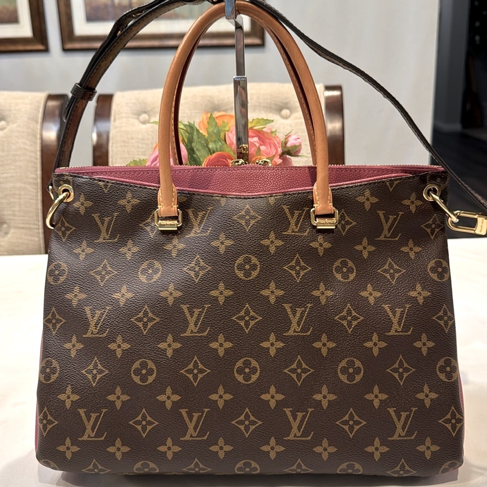 Authentic Louis Vuitton Pallas shoulder bag - Picture 5 of 17
